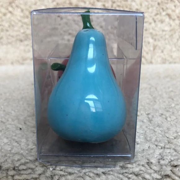 Urban Outfitters Salt and Pepper Shakers - Picture 3 of 6